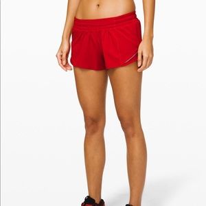 Lululemon Hotty Hot short 2.5 in